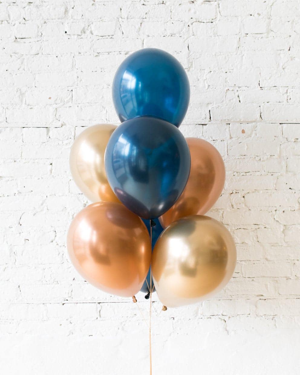 Midnight Copper – 11in Balloons – bouquet of 7 | Purchase