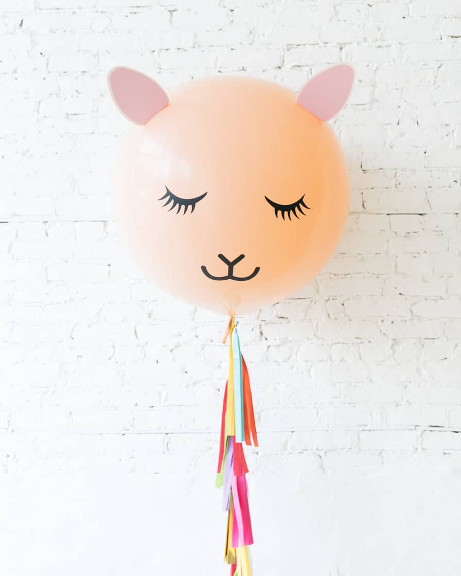 GIFT-Llama Specialty Giant Balloon with Tassel | Purchase GIFT-Llama Specialty Giant Balloon with Tassel | Purchase
