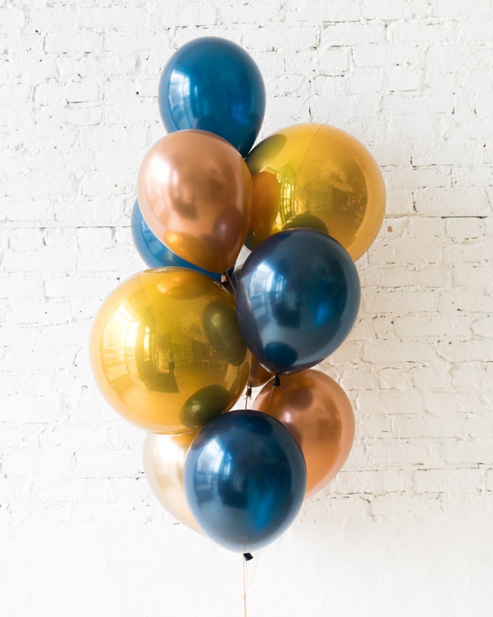 Midnight Copper – Orbs and 11in Balloons – bouquet of 10 | Purchase